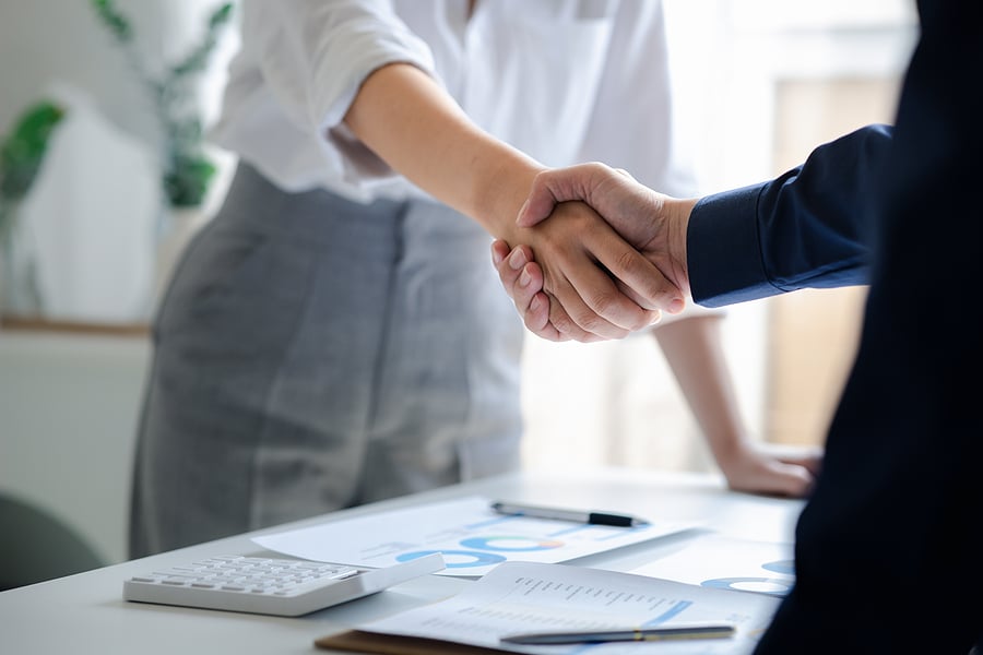 Creative Strategies for Closing the Price Gap in Business Transactions